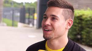 Геррейру рафаэль / raphaël guerreiro. Guerreiro Beim Fotoshooting Eng Subtitles Youtube