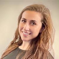 Elise Willoughby's Instagram, Twitter & Facebook