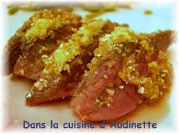 Magrets De Canard A La Poudre De Dragees Dans La Cuisine D Audinette Cuisine Magret De Canard Recette Cyril Lignac