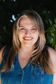 Heather Vance's Instagram, Twitter & Facebook