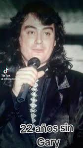 22 años sin Gary. Edgar Efraín Fuentes (Amboy, 05 de febrero de 1965- Villa  Cabrera, 09 de noviembre de 2001). Mejor conocido como Gary o El ángel que  canta, fue un cantante argentino, integrante del ...