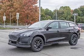 No obstante, la filtración de un catálogo interno de la marca del óvalo en la que se puede leer '2022 model year mondeo cd542' ha destapado la sorpresa. New Ford Mondeo To Launch In 2021 Official Document Reveals Autocar