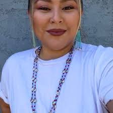 Alicia Bennett's Instagram, Twitter & Facebook