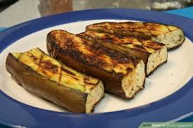 Makanan jadul yang aku kenal dari alm nenek dan abah yang berdarah banjar. Resepi Terung Bakar