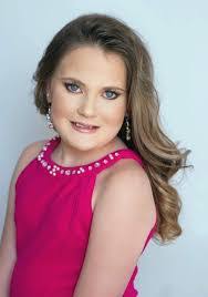 Ashlee Reece's Instagram, Twitter & Facebook