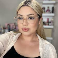 Sandra N (@sandras_vanity) • Instagram photos and videos