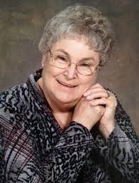 Elaine Littrell's Instagram, Twitter & Facebook