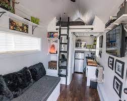 Nice Great Small House Decorating Ideas A Small House Can Feel Dark Over Cluttered And Messy Small House Decorating Tiny House Furniture Tiny House Interior