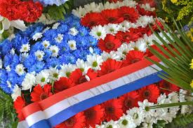 Summer flowers and spring flowers are also used. Choosing The Best Memorial Day Flowers Avas Flowers
