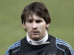 Nach allem, was man weiß, ist messi nach 17 jahren vertragslos und. Schock Messi Haus In Argentinien Beschossen Fussball