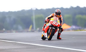 See more of motogp on facebook. Why Do Racers Dangle Their Leg How Does It Work