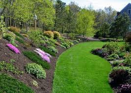 38 Amazingly Green Front Yard Backyard Landscaping Ideas Backyard Hill Landscaping Sloped Garden Sloped Backyard Landscaping