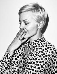 Nous espérons que cet article nous permettra de mieux nous connaître et de revenir nous rendre visite plus tard. Modele Coupe Courte Femme Hiver 2105 Les Plus Belles Coupes Courtes A Adopter En 2021 Elle