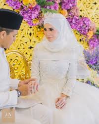 Hadits, perintah merapikan kumis dan memanjangkan jenggot high quality klik untuk memperbesar gambar medium quali. Bahagianya Izreen Azminda Dan Ude Bersanding 3 Kali Tukar Baju Astro Awani