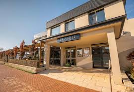 The goulburn region is home to vibrant communities, fertile soils and a pleasant climate. Best Western Plus Goulburn Goulburn Updated 2021 Prices