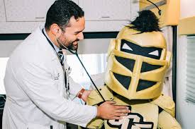 Holly Hennessy reveals her sexuality in rare private photos.