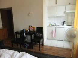 Maybe you would like to learn more about one of these? Kitchenette Bild Von Apartments Duval Frankfurt Am Main Tripadvisor