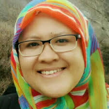 What is indicators of database or resource is acceptable during conducting  literature review ?