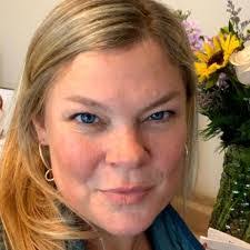 Carrie Boylan's Instagram, Twitter & Facebook