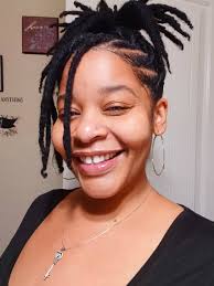 What is a bright coral-y pink lip color recommendation?