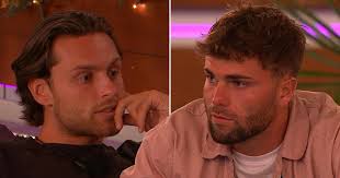 Love Island: Tom Clare moves in with Casey O'Gorman after split