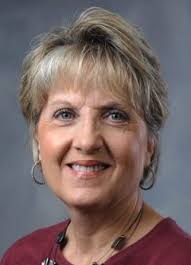 Elon's 2020-21 staff retirees recognized