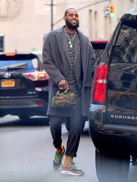 Lebron James Is The Nba S 2018 Best Dressed Player Nice Kicks Mens Street Style Nba Fashion Street Style Outfits Men