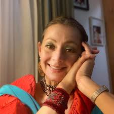 Our team • Artstra