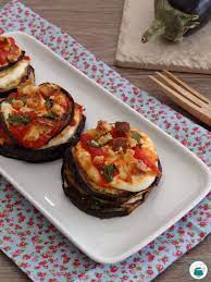 Il vantaggio della cucina vegetariana è da ricercare nella ricchezza e varietà delle sue proposte di gusto. Tortino Di Parmigiana Di Melanzane Monoporzione