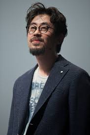 허구의 이야기인 공포 장르를 현실과 가깝게 가져오는 장치다. ëž'ì¢… ìŠ¤í‹¸ì»· Artaustynnewpro217