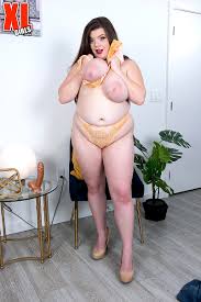 Kiki True- Brunette Babe Factory Girlsxxx