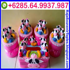 0812493628241 Kotak Tisu Flanel Cantik Kotak Tisu Flanel Doraemon Kotak Tisu Flanel Edisi Imlek Doraemon Rainbow Cake Mickey Mouse