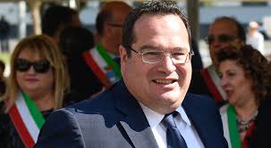 Jun 15, 2021 · il sottosegretario durigon ha quindi dichiarato: Governo Il Deputato Pontino Claudio Durigon Lega Sottosegretario Al Mef