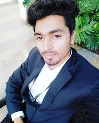 Ishaan Kumar's Instagram, Twitter & Facebook