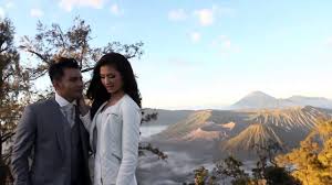 Judika Feat Duma Riris Official Video Klip Sampai Akhir Places To Visit Pre Wedding Landmarks