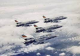 Vliegbasis soesterberg was een militair vliegveld nabij soesterberg, tussen utrecht en amersfoort.het vliegveld was de bakermat van de militaire luchtvaart in nederland; Soesterberg Air Base Wikipedia