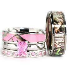 4 Piece His And Her Camo Wedding Ring Set Stainless Steel Etsy Camo Wedding Rings Sets Camo Wedding Rings Sterling Silver Wedding Rings Sets