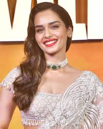 Miko Brando, the son of Marlon Brando arrives at his father's Mullholland  Drve h Picture # 7391