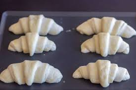 Croissants A La Farine D Epeautre Ou De Ble Recette En 2020 Recette Croissant Yummix Croissants