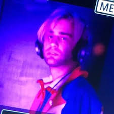 Jay Rose 🌹 (@jayrosetv)