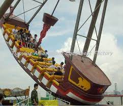 Pin By Coeli On Carnival And State Fair Amusement Park Rides Theme Parks Rides Pirate Ship Ride