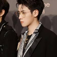 Stream 演员- R1SE 任豪by Yến Vòng