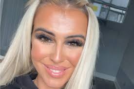 Heartbroken tributes paid to 'beautiful little sis' killed in horror  Hogmanay crash