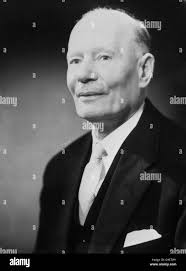 Walter elliot Black and White Stock Photos & Images