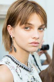 Le coupe pour cheveux court devient tres populaires chez les femmes.découvrez 57 idées élégantes et à la mode pour couper les cheveux courts de 2020. Les Plus Belles Coiffures Avec Frange