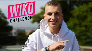 Such an awesome manga, great story and lots of cool;awesome characters! Comment Faire De La Magie Avec Un Telephone Tim Wikochallenge Youtube