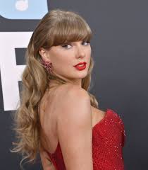 Listen: Taylor Swift releases 'The Life of a Showgirl,' calls album a self- portrait - UPI.com