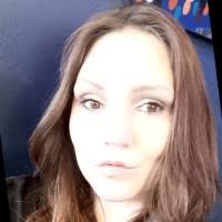 Angela Darr's Instagram, Twitter & Facebook