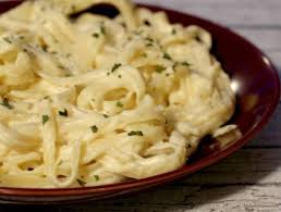 Ingredients 8 Oz Cream Cheese 1 Stick Of Butter 1 Quart Of Heavy Whipping Cream 6 Oz Grated Par Copycat Recipes Recipes Fetuccini Alfredo Recipe