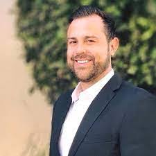 Shawn Medrano's Instagram, Twitter & Facebook